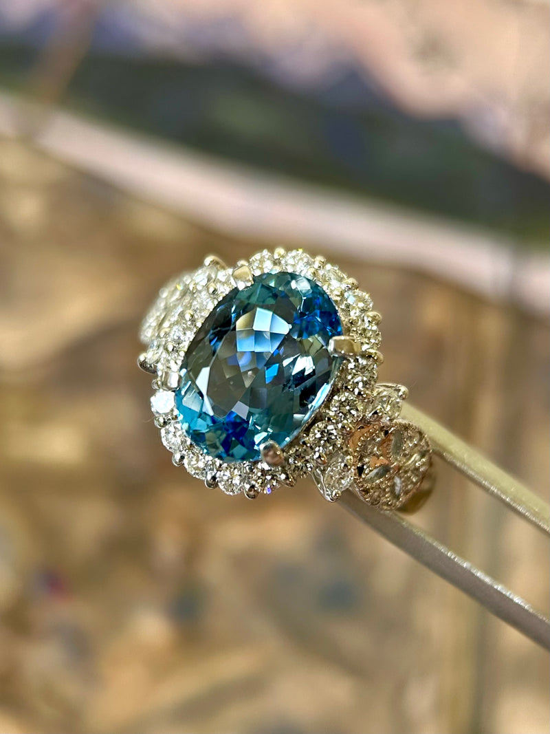 Sold: Certified Vintage 2.6ct Aquamarine Ring