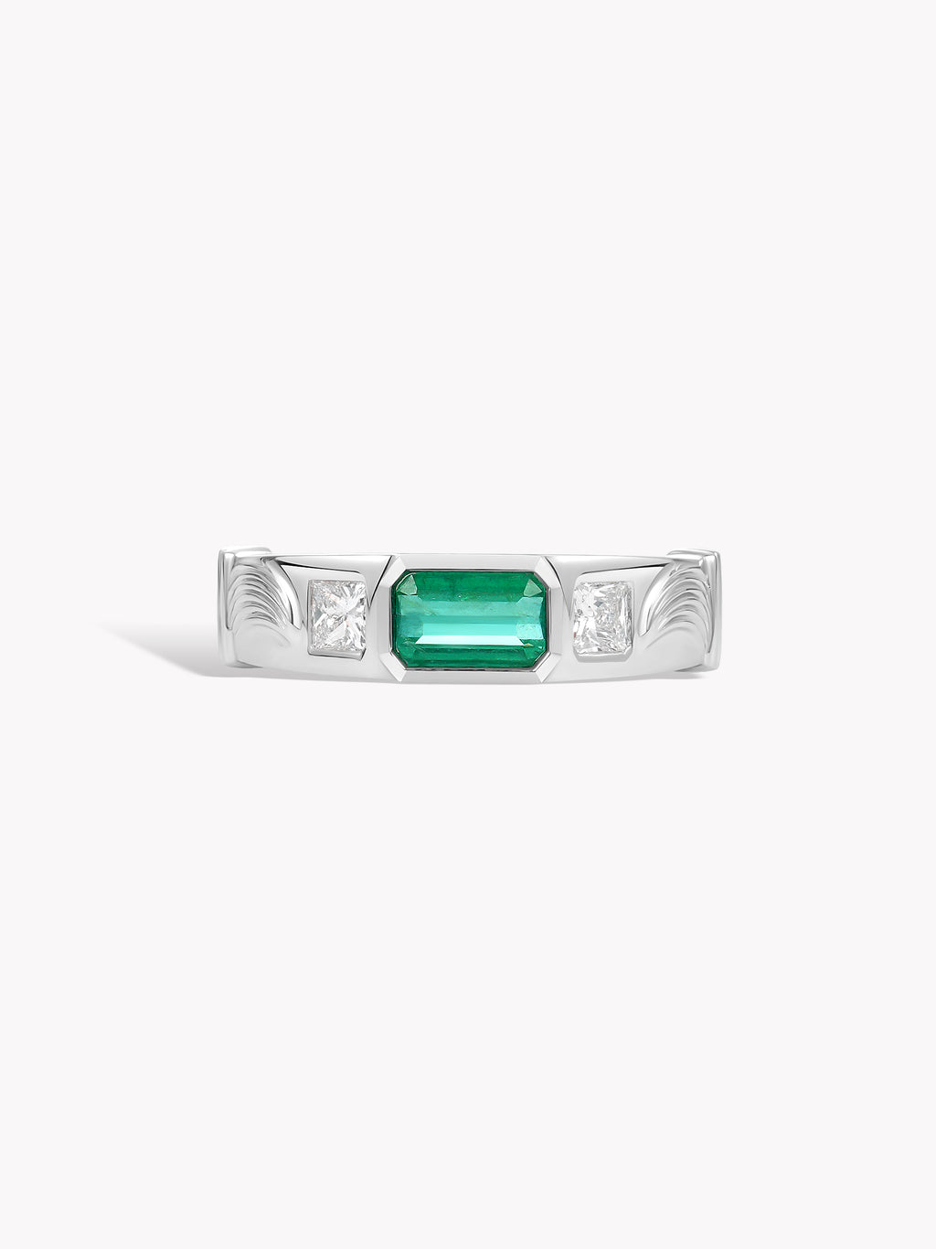 Bespoke Archieve: 0.5ct Emerald Minimal Men’s Ring