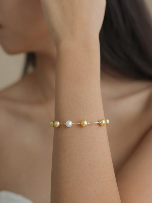 The Lauren 18K Solid Gold Akoya Pearl Bracelet