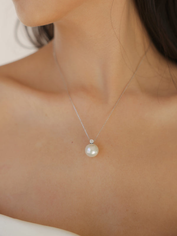 The Diana Edison Pearl Silver Pendant Necklace