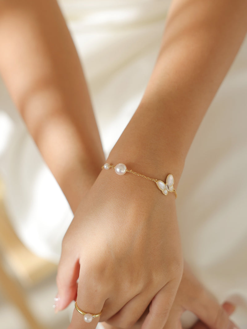 The Mariposa Gold-Filled Akoya Pearl Bracelet