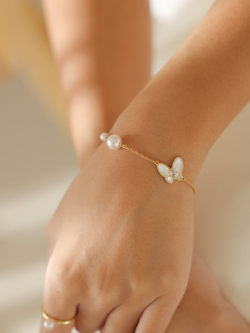 The Mariposa Gold-Filled Akoya Pearl Bracelet