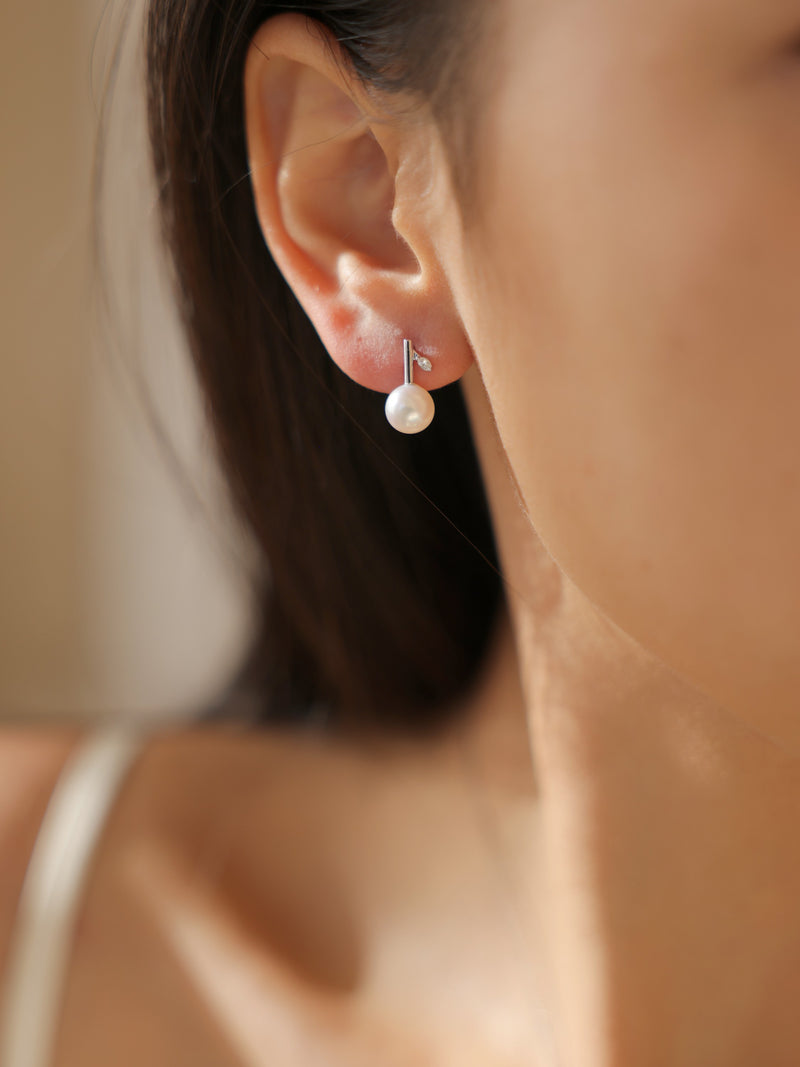 The Melody 18K Akoya Pearl Earring