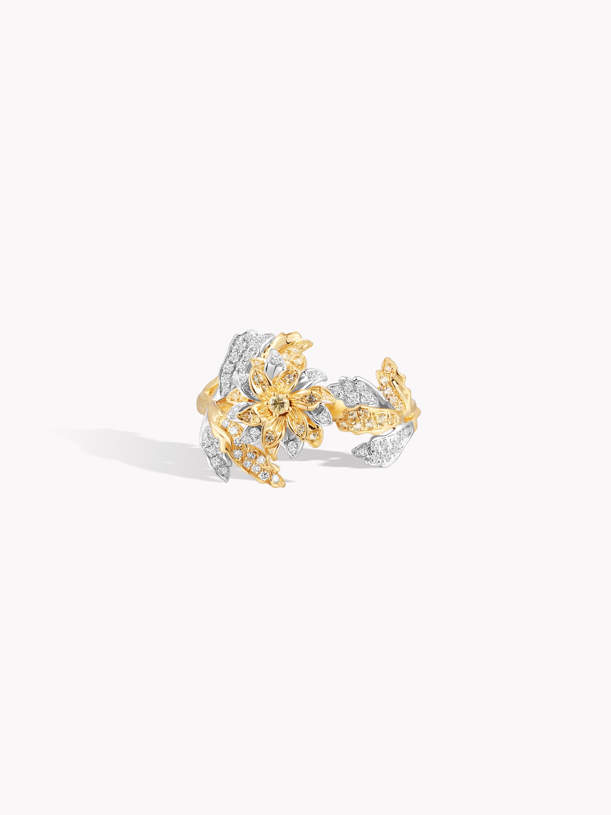 18k Gold Flower Twist Ring