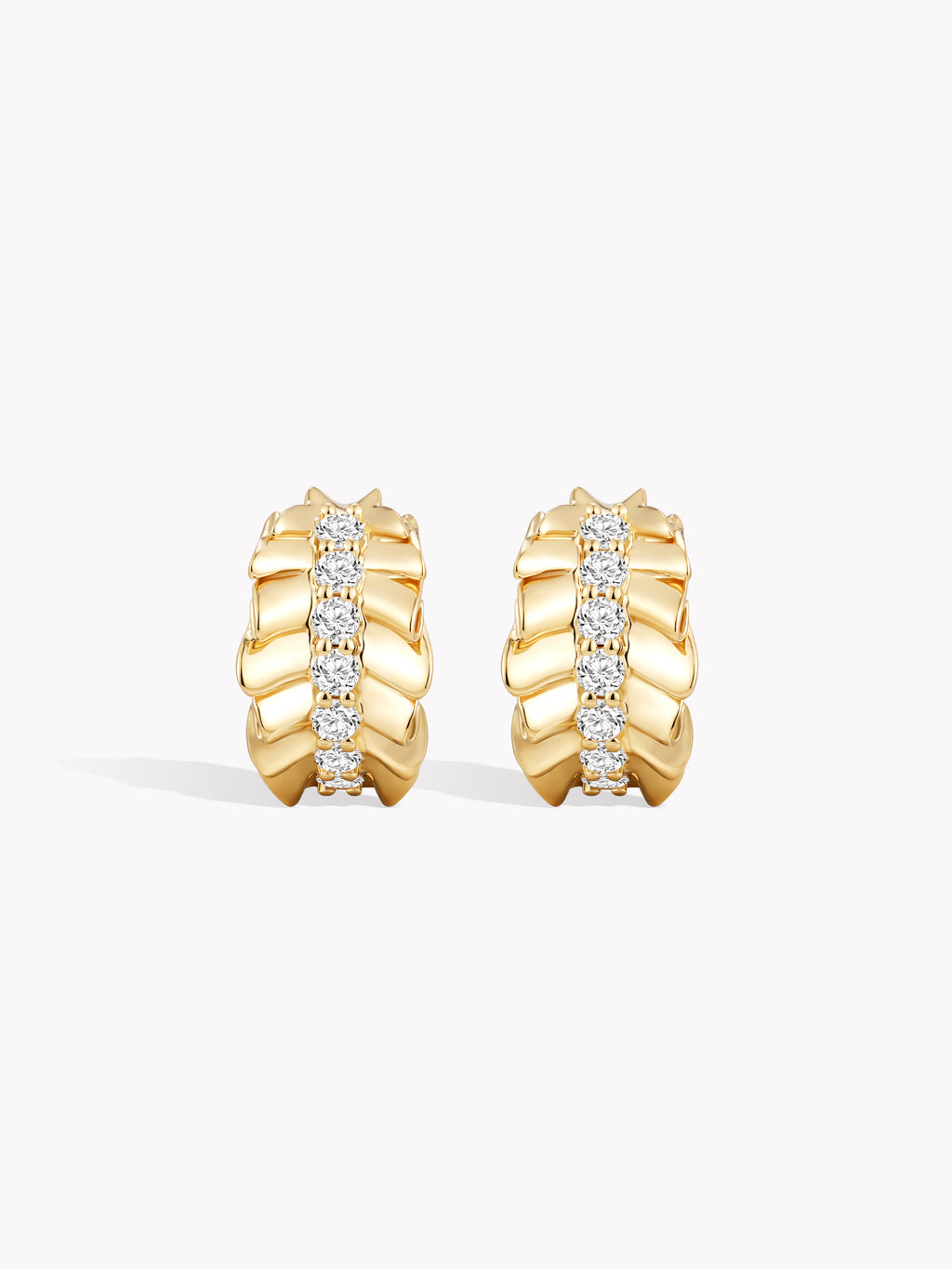 Golden Ruffle Diamond Ear Cuff