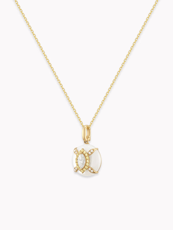 Certified 0.14ct White Sapphire Pendant Necklace with Mother Pearl in 18k Gold