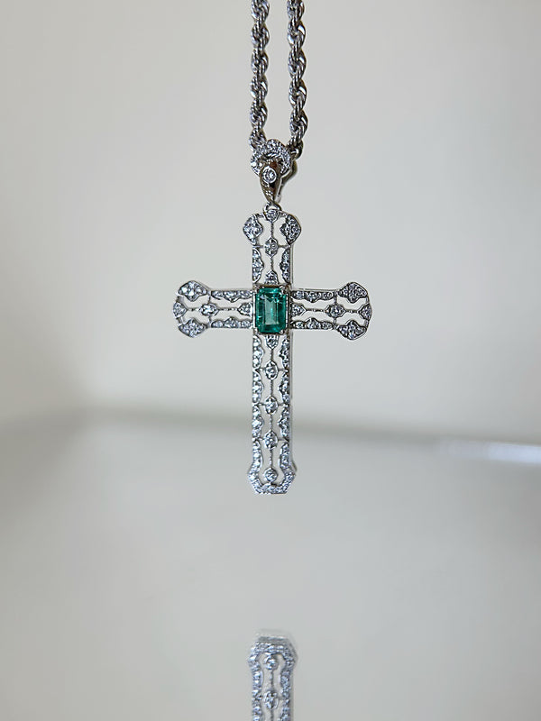 Clementine Cross in Emerald