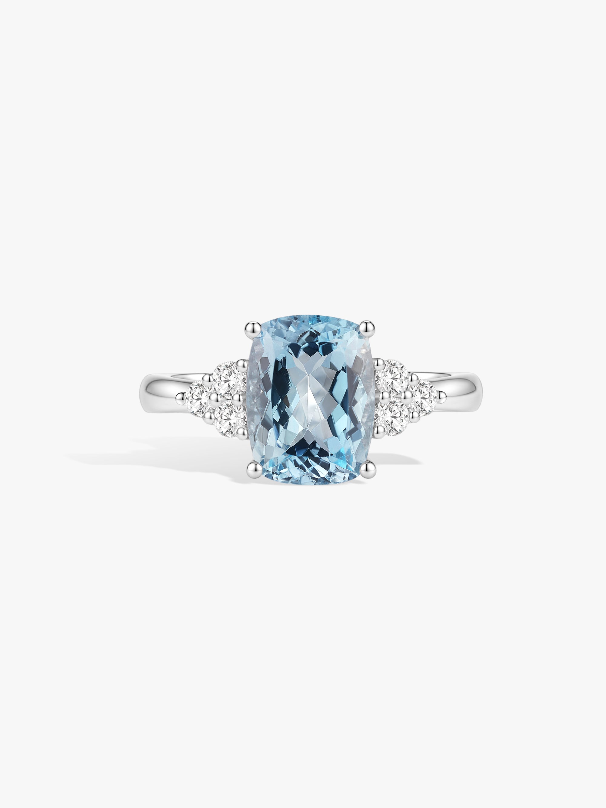 Bespoke Archieve: Aquamarine Diamond Cluster Ring