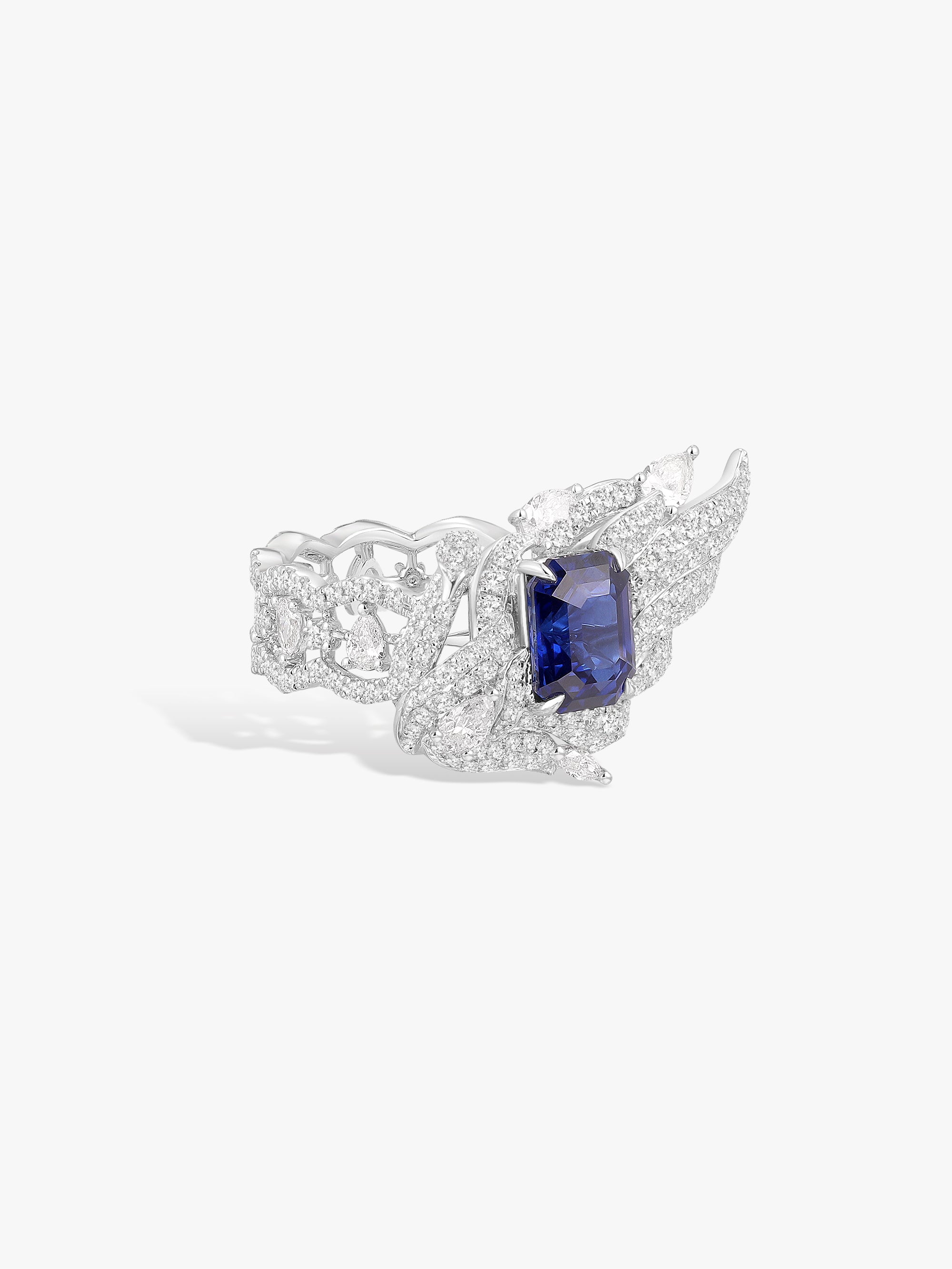 Bespoke Archieve: Elegant Swan Lace Ring
