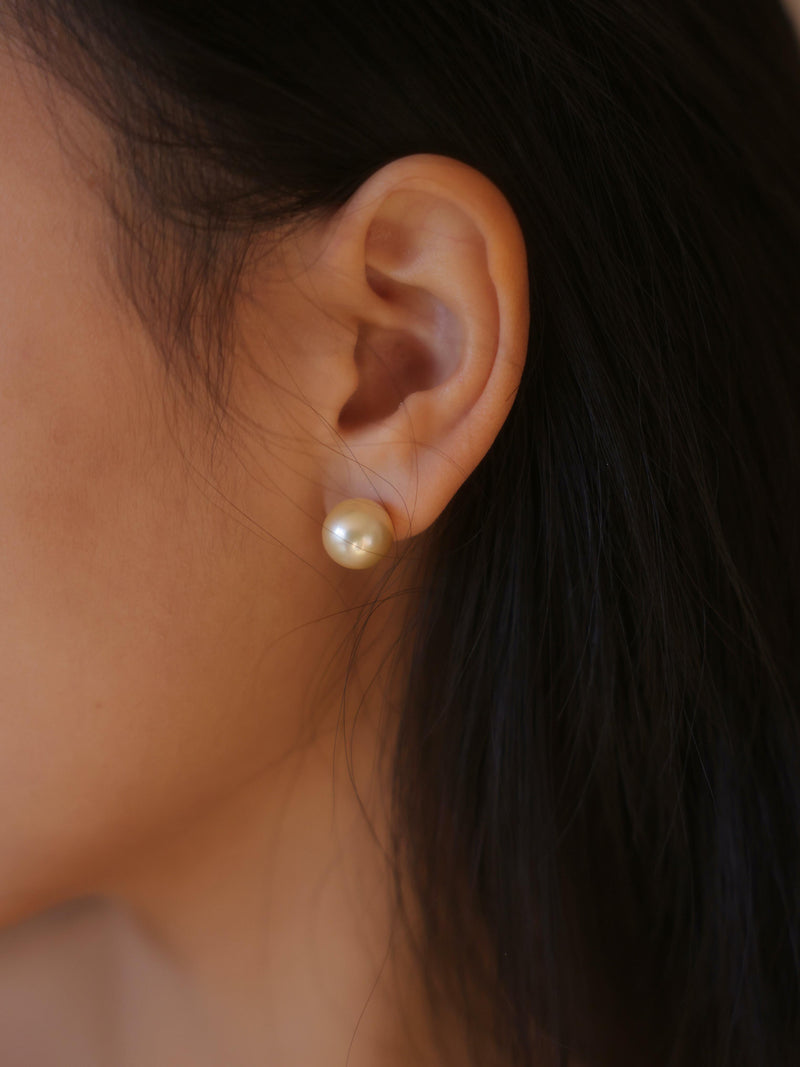 The Delia 18K South Sea Golden Pearl Earring