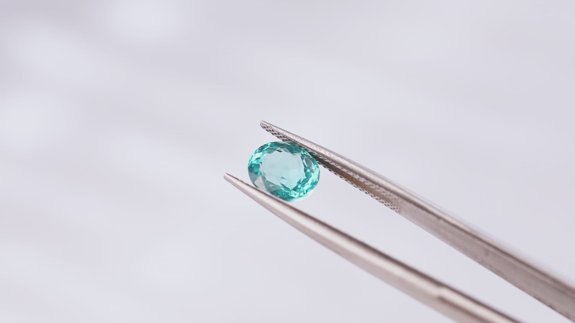 A 1.89ct Oval Apatite